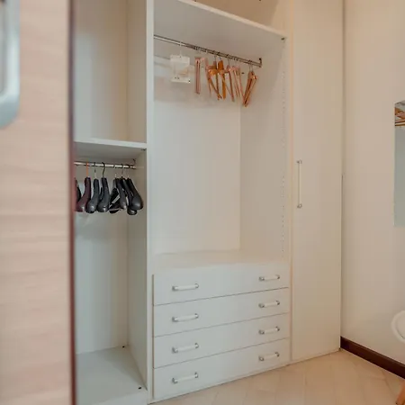 La Mula De X4 Stazione Апартаменти Трієст